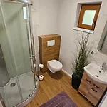 G24 Woodhouse Lägenhet *