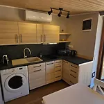 G24 Woodhouse Kaposvár