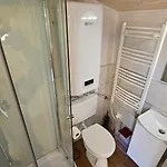 G24 Woodhouse * Kaposvár