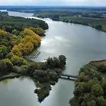 G24 Woodhouse * Kaposvár