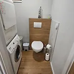 G24 Woodhouse Lägenhet *