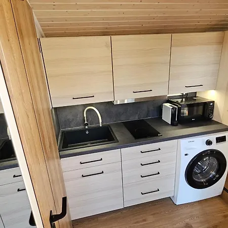 G24 Woodhouse Kaposvár